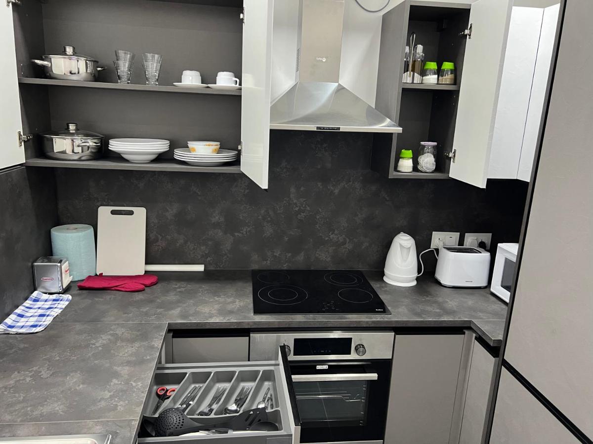 Cosy & Modern Top Floor 1-Bedroom Apartment St. Paul's Bay Exterior photo